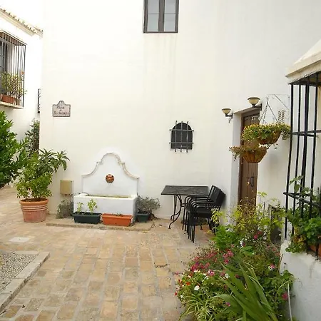 Pueblo Apartment *